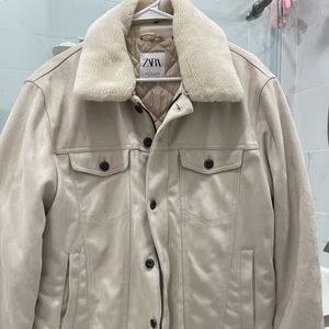 New without tag. Never been worn before.